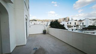Piso en venta en Puerto Marina en Benalmádena