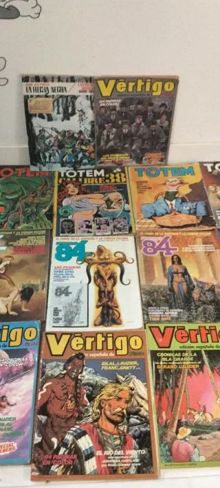 Lotto 14 Fumetti Spagnoli Totem e Vertigo
