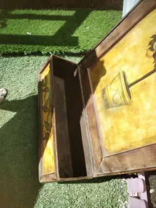 Adorno de pared con maceta y limonero