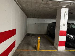 Garaje en venta en El Bajondillo en Torremolinos