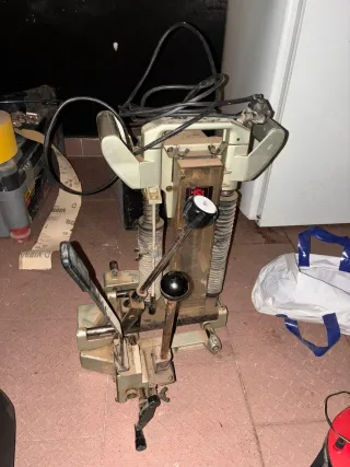 Mortajadora de madera.