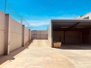 Local comercial en venta en Yecla