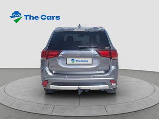 Mitsubishi Outlander PHEV Kaiteki 4WD