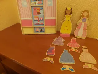 Juego Magnético Muñeca Vestir