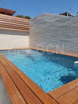 Casa adosada en alquiler en Finestrelles en Esplugues de Llobregat