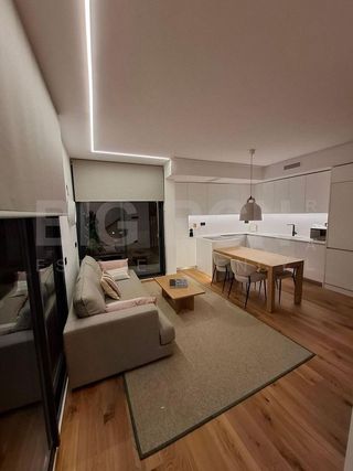 Casa adosada en alquiler en Finestrelles en Esplugues de Llobregat