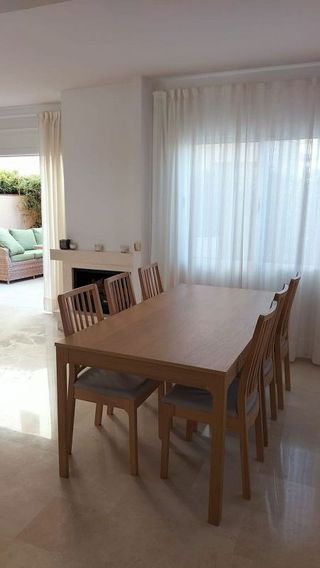 Casa adosada en alquiler en Nueva Andalucía centro en Marbella