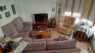 Chalet en venta en Yecla