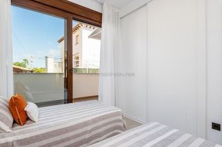 Piso en alquiler en Los Balcones - Los Altos del Edén en Torrevieja