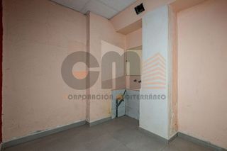 Local comercial en alquiler en Els Orriols en Valencia