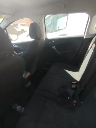 Peugeot 2008 2014
