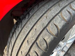 Fiat Grande Punto Rojo