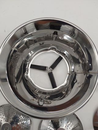 Moulinex Classic - Molinillo de verduras manual, incluye dos parrillas, acero inoxidable, tamaño pequeño, apto para lavavajillas