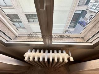 Piso en venta en Universidad en Ourense
