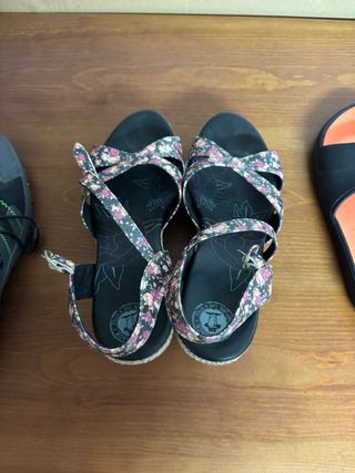 Pack 4 pares de calzado (deportivo y sandalias)