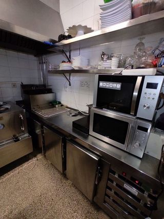 Local comercial en venta en Puerto Marina en Benalmádena