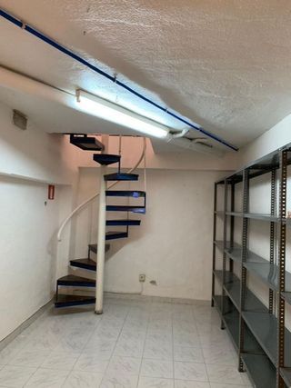 Local comercial en venta en Las Arenas Centro en Getxo