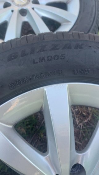 Llantas Mercedes 16" en muy buen estado