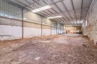 Nave industrial en alquiler en Loja