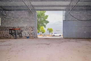 Nave industrial en alquiler en Loja