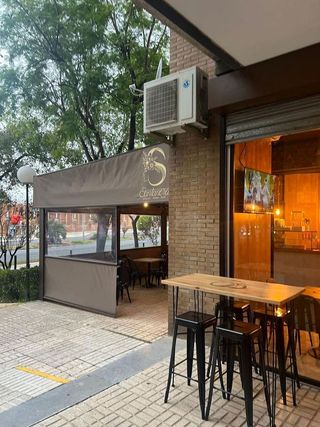 Bar en alquiler en Palacio de Congresos - Urbadiez - Entrepuentes en Sevilla