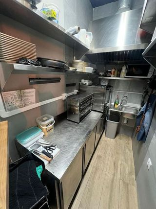 Bar en alquiler en Palacio de Congresos - Urbadiez - Entrepuentes en Sevilla