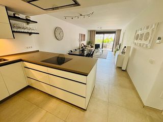 Piso en alquiler en Nueva Andalucía centro en Marbella