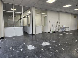 Local comercial en alquiler en Alisal - Cazoña - San Román en Santander