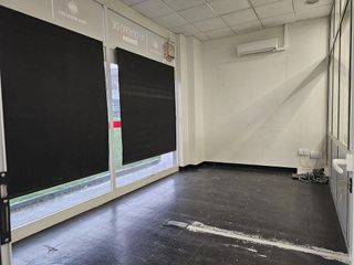 Local comercial en alquiler en Alisal - Cazoña - San Román en Santander