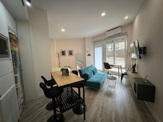 Piso en alquiler en Costillares en Madrid