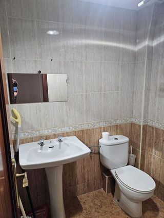 Local comercial en alquiler en Tres Olivos - La Piedad en Talavera de la Reina