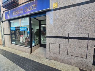 Local comercial en alquiler en San Isidro - Los Almendros en Alcalá de Henares
