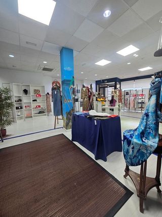 Local comercial en alquiler en San Isidro - Los Almendros en Alcalá de Henares