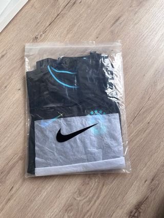 Camiseta Brasil Nike Conceptual 2022 Negra/Turques