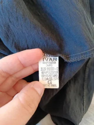 Camisa negra boxy fit