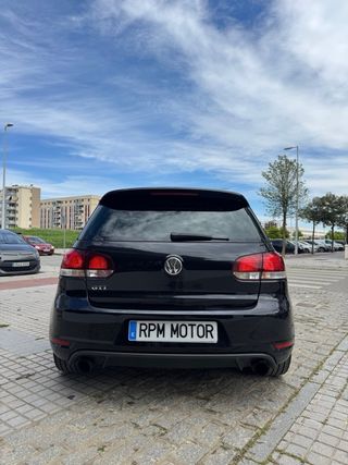 Volkswagen Golf GTI 2010