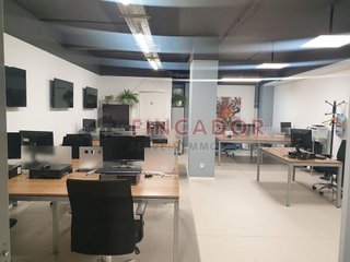 Local comercial en venta en Can Vidalet en Esplugues de Llobregat
