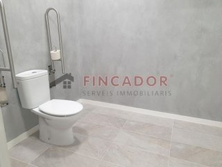 Local comercial en venta en Can Vidalet en Esplugues de Llobregat