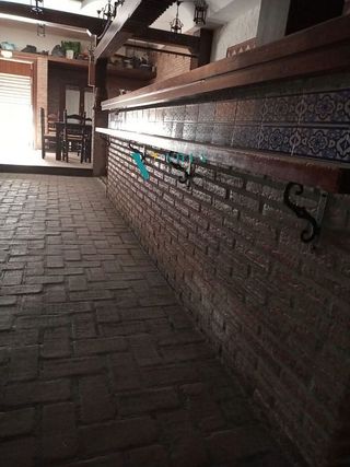 Local comercial en venta en La Paz en Alcalá de Guadaira