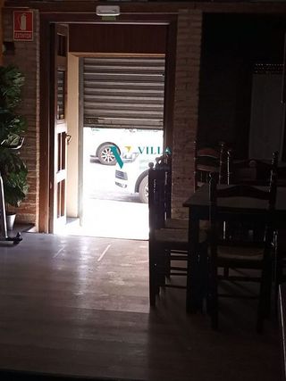 Local comercial en venta en La Paz en Alcalá de Guadaira