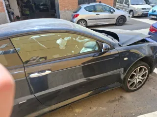 Despiece Alfa Romeo Gt- Piezas de coche