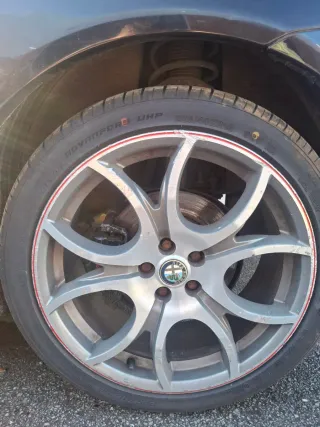 Despiece Alfa Romeo Gt- Piezas de coche