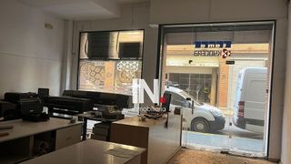 Local comercial en alquiler en Instituts - Universitat en Lleida
