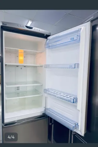 Nevera combi plateada