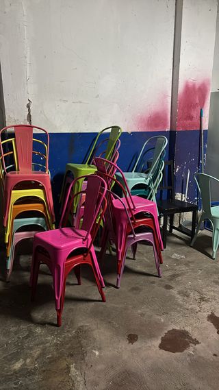 Sillas metálicas estilo Tolix - Varios colores