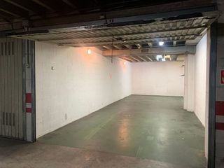 Garaje en venta en Alisal - Cazoña - San Román en Santander
