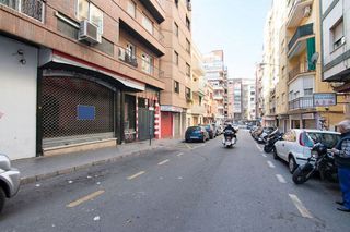 Local comercial en venta en Camino de Ronda - Rosaleda en Granada