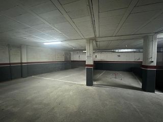 Garaje en venta en Teis en Vigo