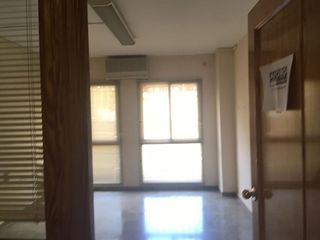 Oficina en venta en Huerta Rosales - Valdepasillas en Badajoz