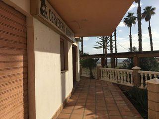 Local comercial en venta en Salobreña